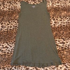 LOGO by Lori Goldstein layering top